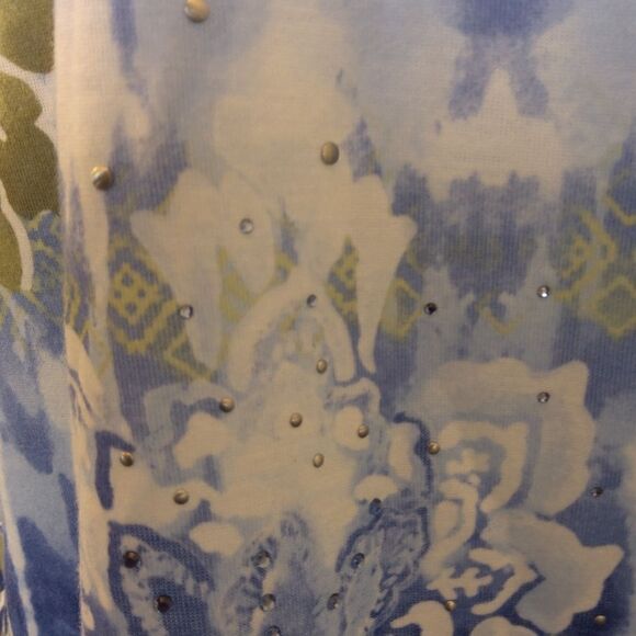 Alfred Dunner printed 3/4 lace sleeve studded blouse - Picture 7 of 14